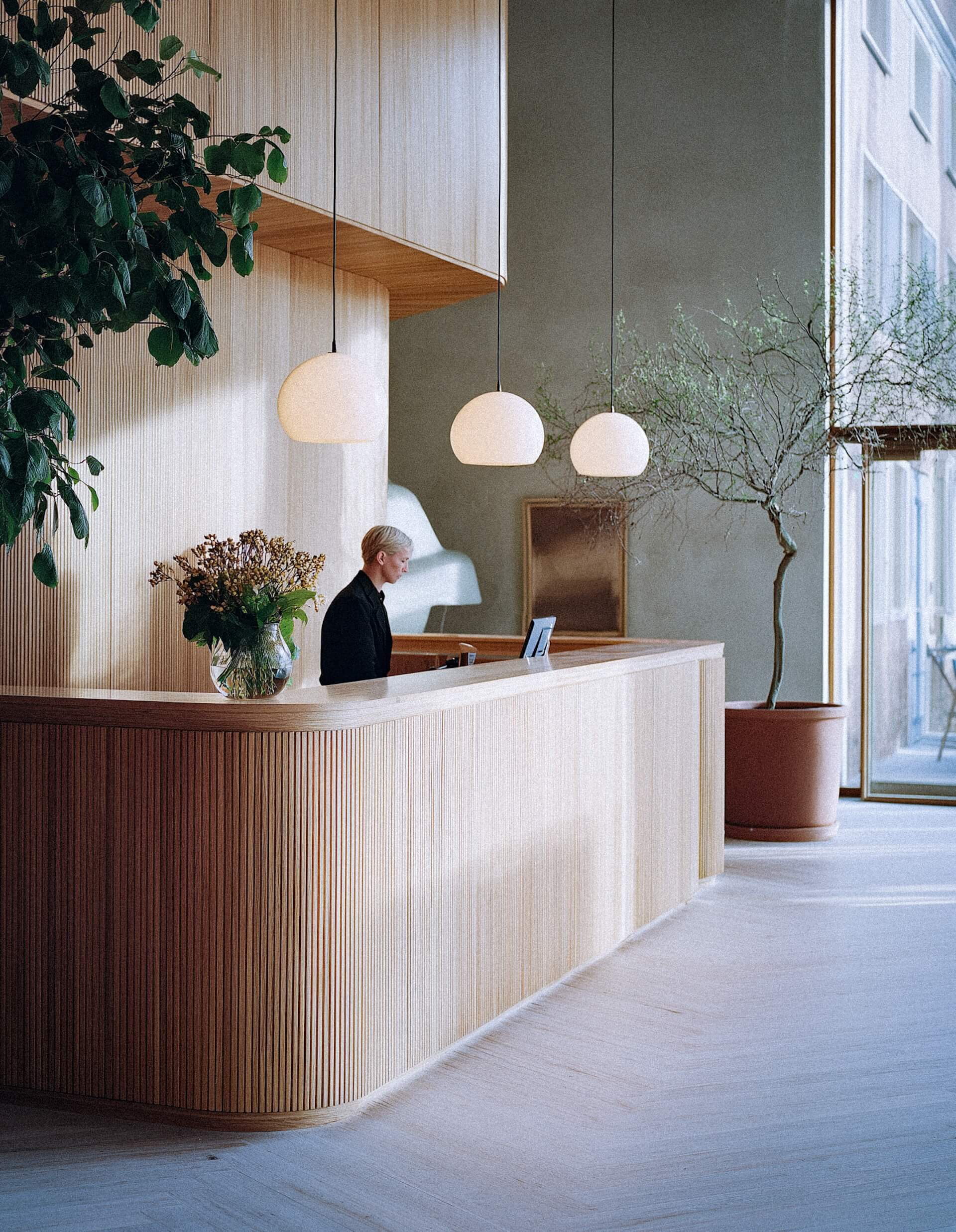 Opally stemmeassistent håndterer opkald