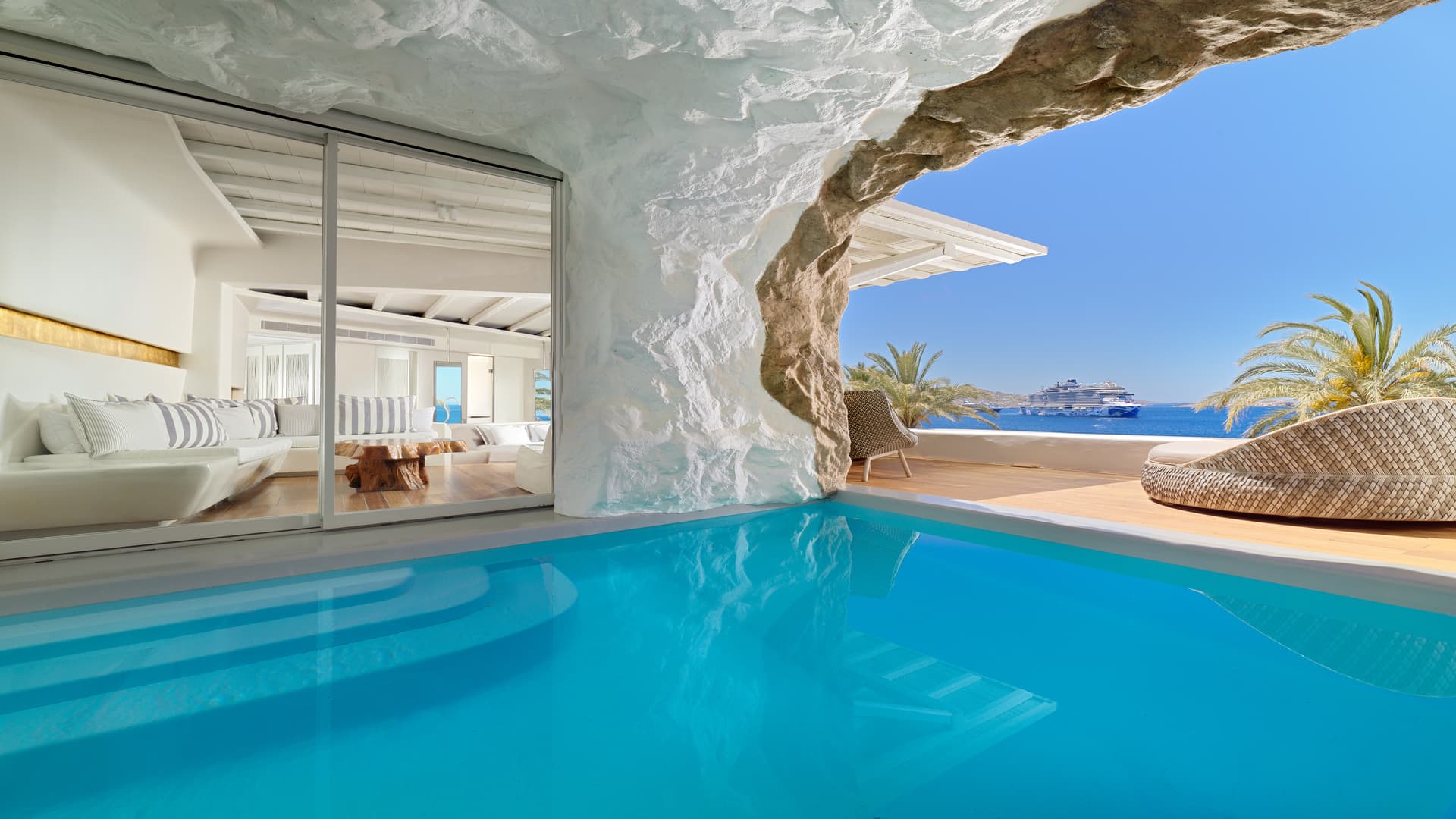 Cavo Tagoo cave suite with private pool